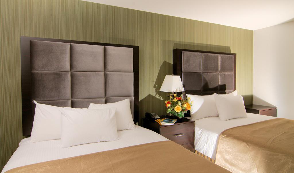 Paradise Inn And Suites Redwater Cameră foto