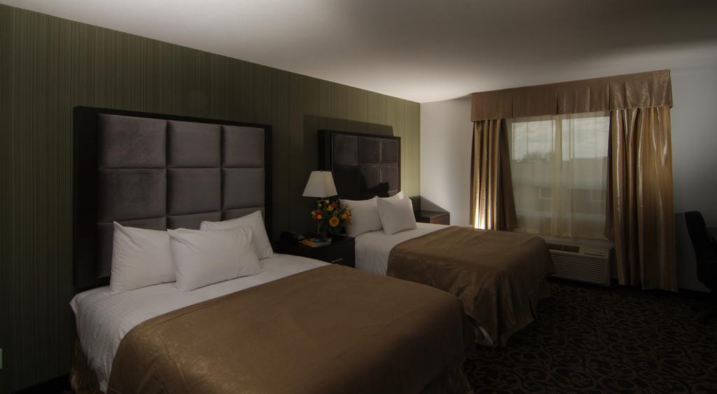 Paradise Inn And Suites Redwater Cameră foto