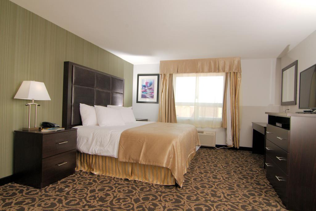 Paradise Inn And Suites Redwater Cameră foto